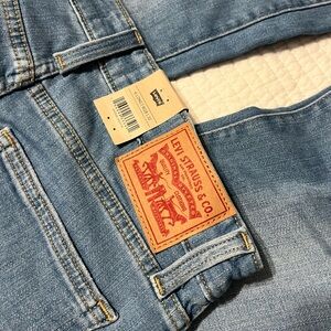 Levi's Men’s Light Blue Slim Straight Jeans